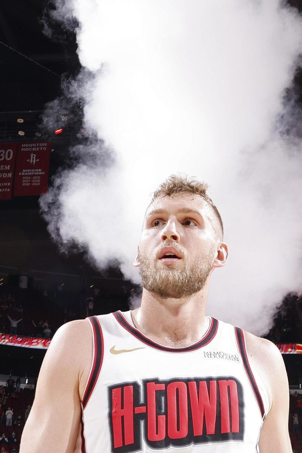 合同留下了, 火箭队在今 合同留下了, 火箭队在今