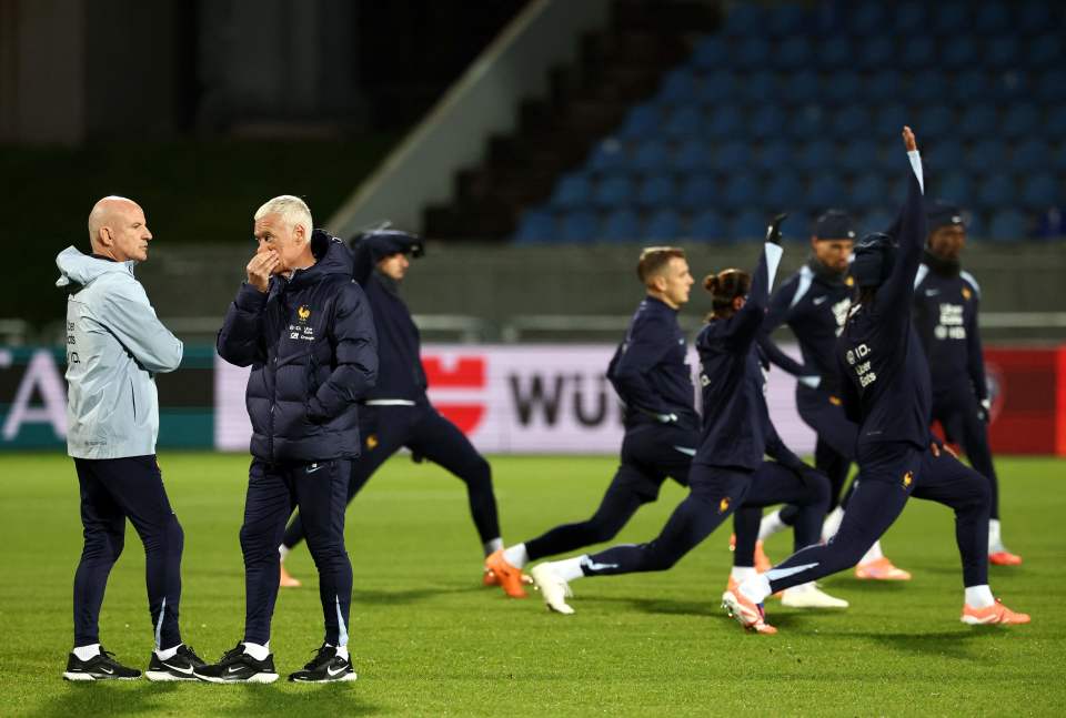 qFjbO, GspVD, VgVIV qFjbO, GspVD, VgVIV