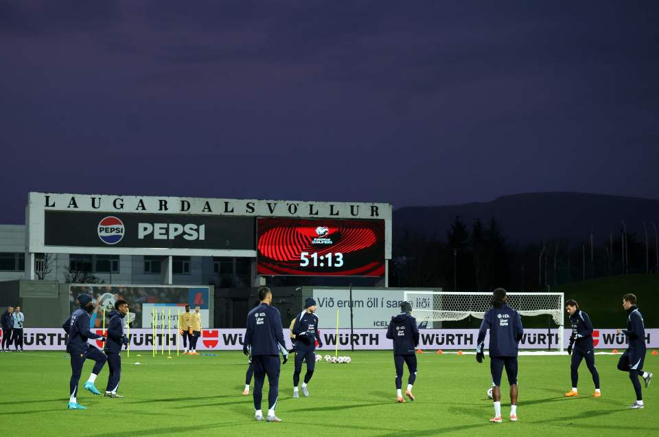 bnrMz, 新华社 bnrMz, 新华社